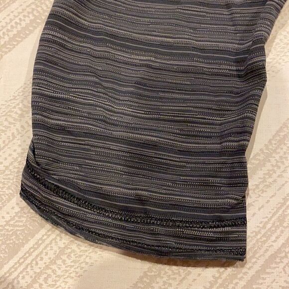 Lululemon Top Speed Crop Striped Leggings - Picture 2 of 7